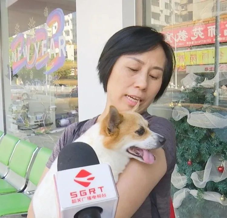 DƬ
